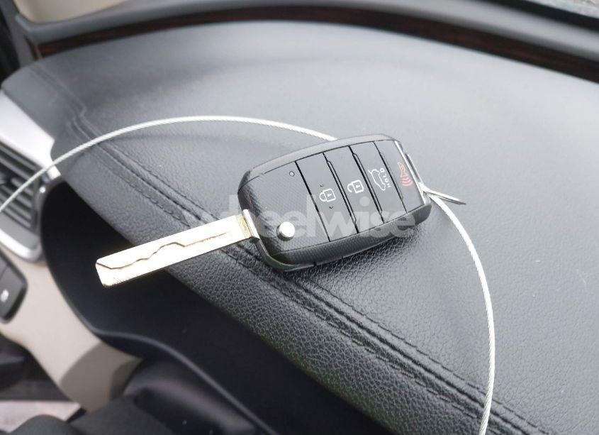 Photo 11 of 2020 Kia Sorento 2.4L LX (VIN 5XYPGDA36LG655708)