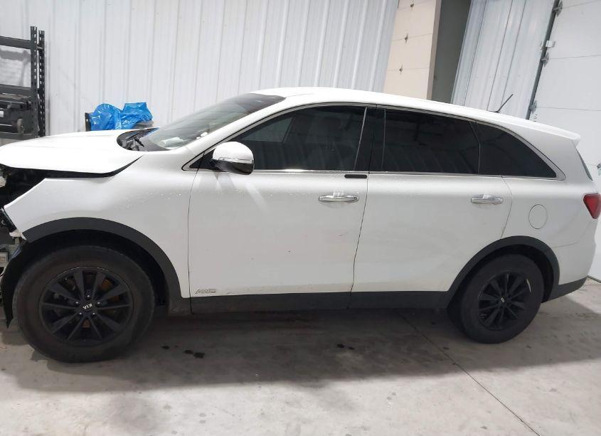 Photo 15 of 2020 Kia Sorento 2.4L LX (VIN 5XYPGDA36LG660780)