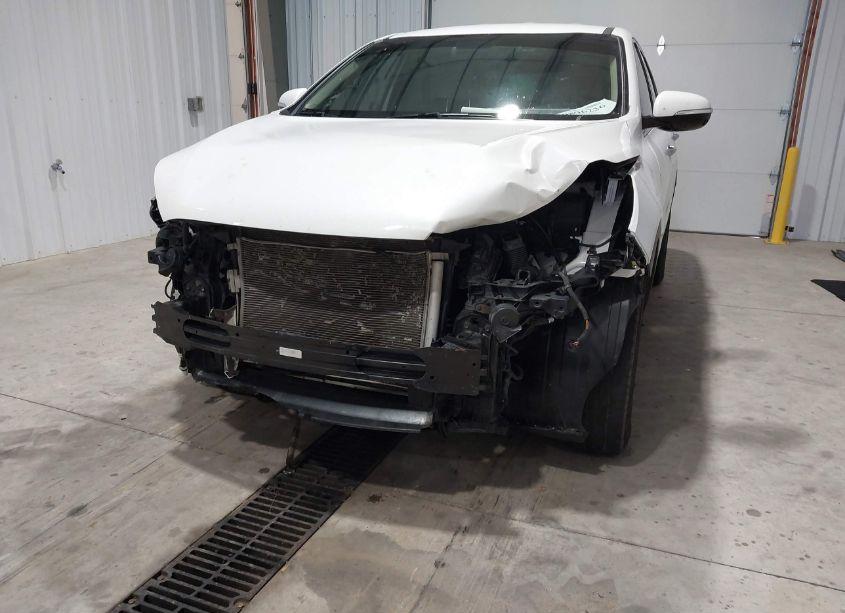 Photo 6 of 2020 Kia Sorento 2.4L LX (VIN 5XYPGDA36LG660780)