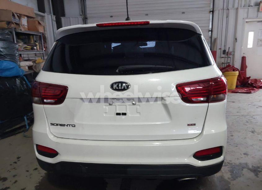 Photo 16 of 2020 Kia Sorento 2.4L LX (VIN 5XYPGDA36LG661718)