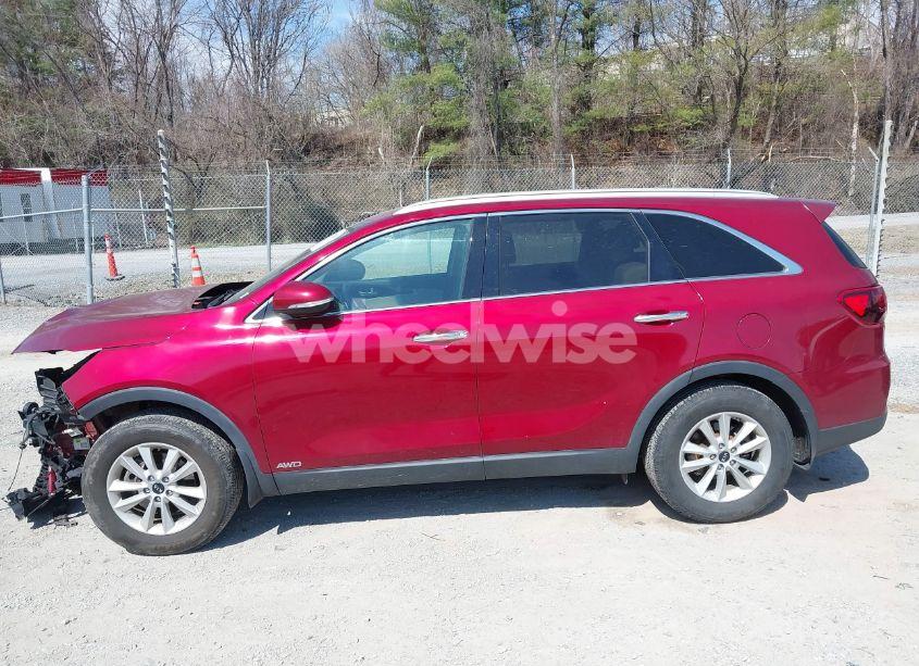 Photo 14 of 2020 Kia Sorento 2.4L LX (VIN 5XYPGDA36LG671455)
