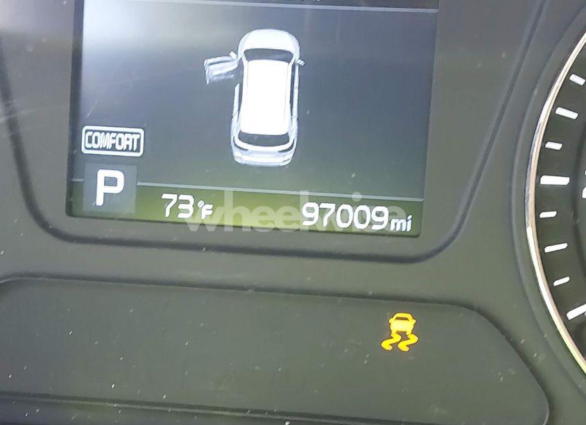 Photo 15 of 2020 Kia Sorento 2.4L LX (VIN 5XYPGDA36LG671455)