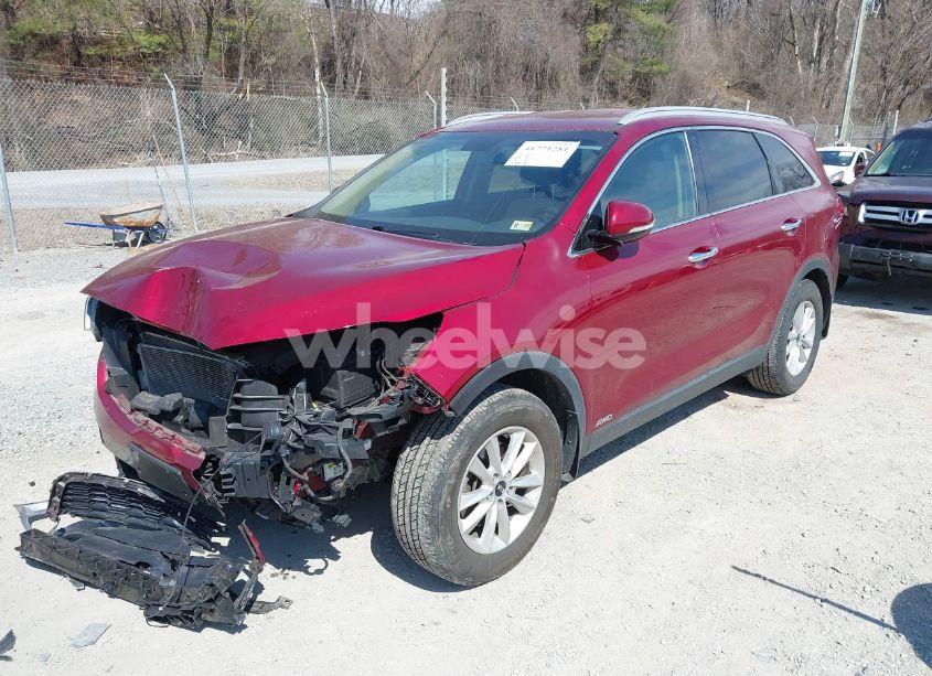 Photo 2 of 2020 Kia Sorento 2.4L LX (VIN 5XYPGDA36LG671455)