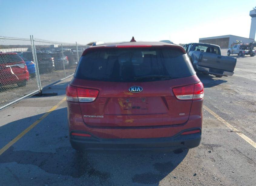 Photo 18 of 2016 Kia Sorento 2.4L LX (VIN 5XYPGDA37GG015934)
