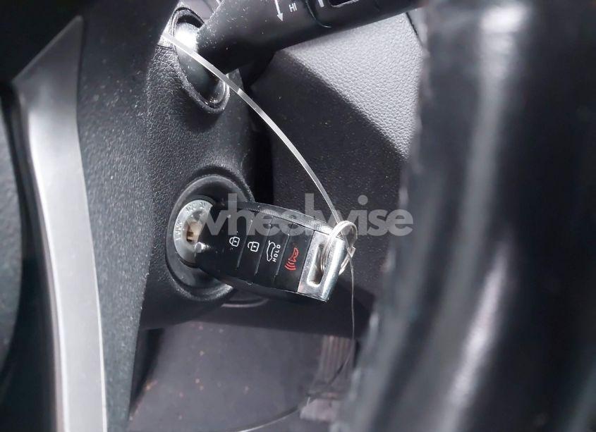 Photo 11 of 2016 Kia Sorento 2.4L LX (VIN 5XYPGDA37GG068469)