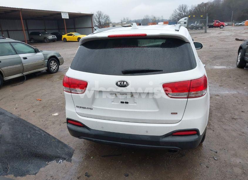 Photo 16 of 2016 Kia Sorento 2.4L LX (VIN 5XYPGDA37GG068469)