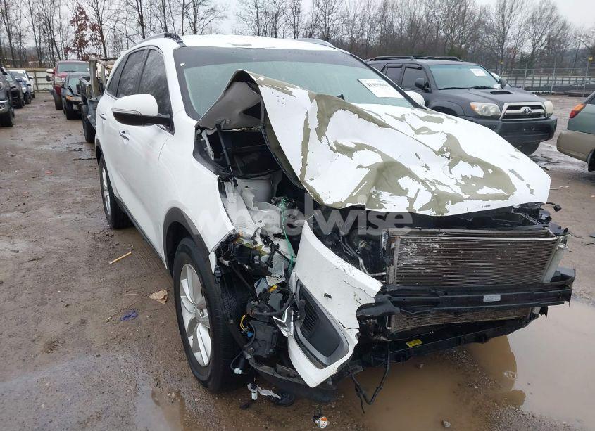 Photo 6 of 2016 Kia Sorento 2.4L LX (VIN 5XYPGDA37GG068469)