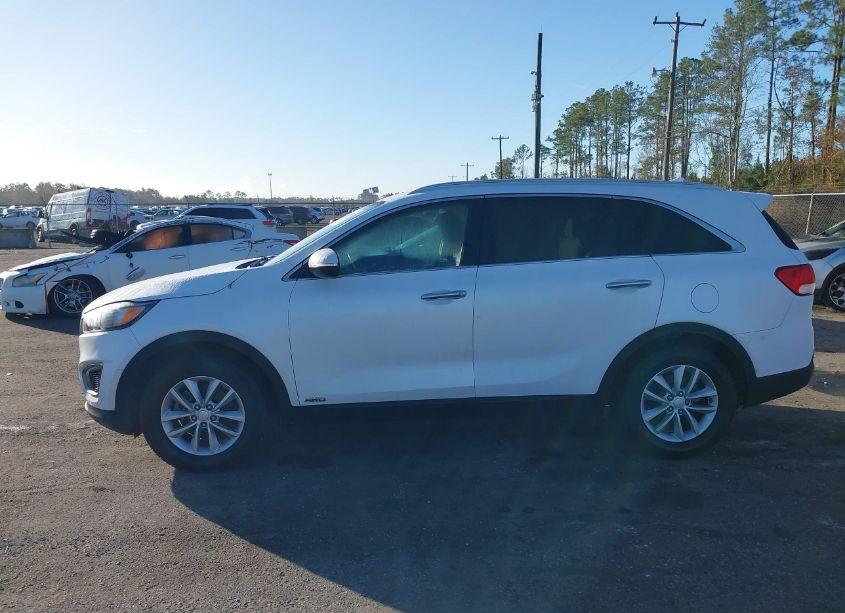Photo 14 of 2016 Kia Sorento 2.4L LX (VIN 5XYPGDA37GG098149)