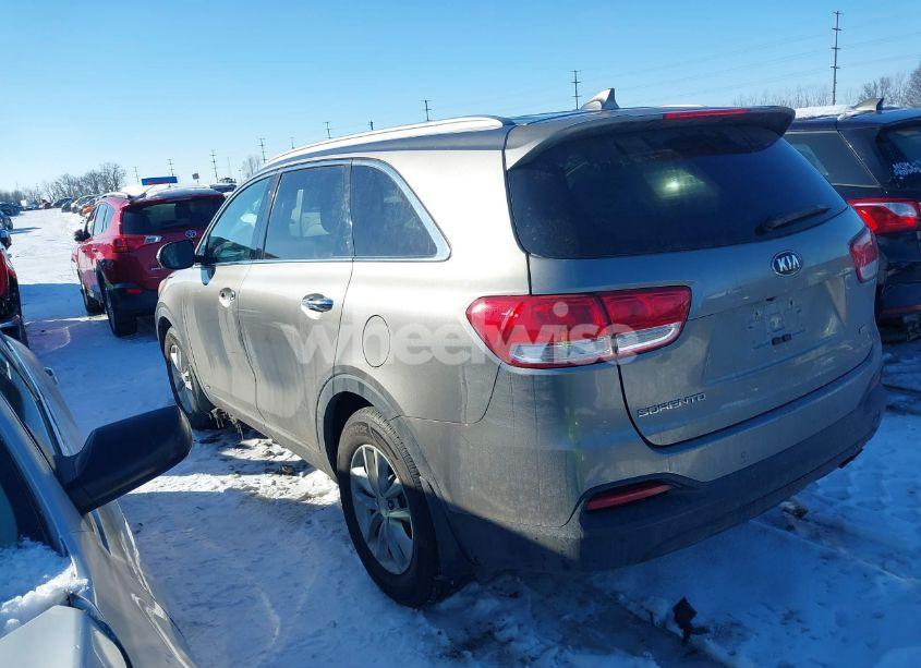 Photo 14 of 2016 Kia Sorento 2.4L LX (VIN 5XYPGDA37GG132980)