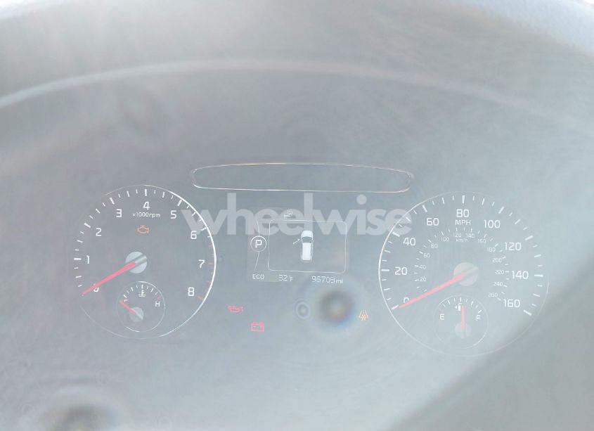 Photo 7 of 2016 Kia Sorento 2.4L LX (VIN 5XYPGDA37GG132980)