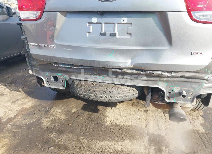 Photo 6 of 2017 Kia Sorento 2.4L LX (VIN 5XYPGDA37HG233146)