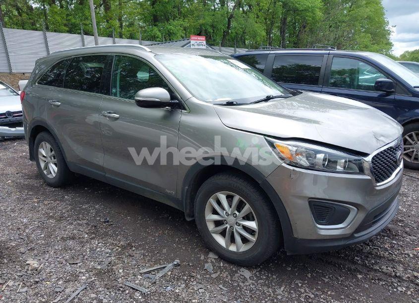 2017 Kia Sorento 2.4L LX (VIN 5XYPGDA37HG239271) main photo