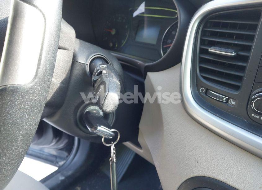 Photo 11 of 2018 Kia Sorento 2.4L LX (VIN 5XYPGDA37JG346083)