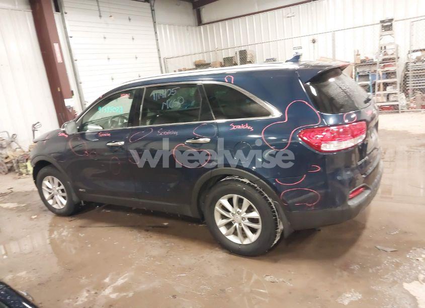 Photo 15 of 2018 Kia Sorento 2.4L LX (VIN 5XYPGDA37JG397910)