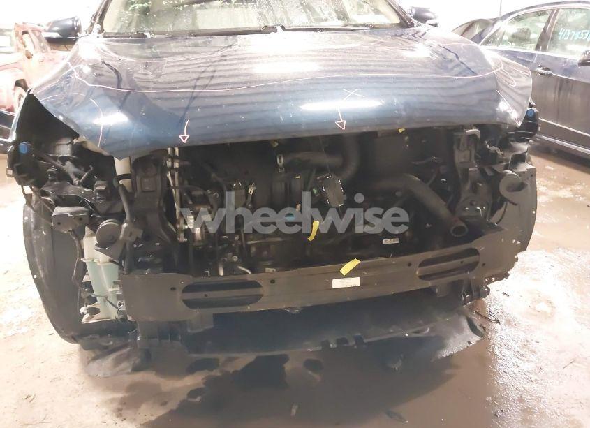 Photo 6 of 2018 Kia Sorento 2.4L LX (VIN 5XYPGDA37JG397910)