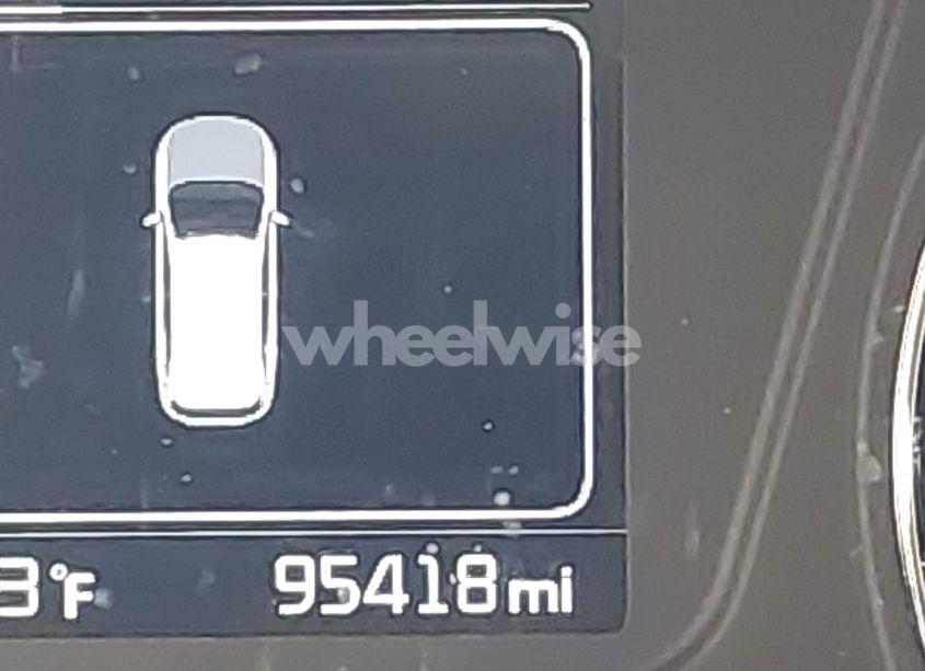 Photo 15 of 2018 Kia Sorento 2.4L LX (VIN 5XYPGDA37JG410574)