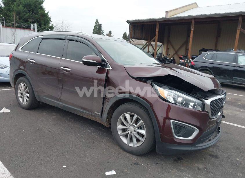 2018 Kia Sorento 2.4L LX (VIN 5XYPGDA37JG418786) main photo