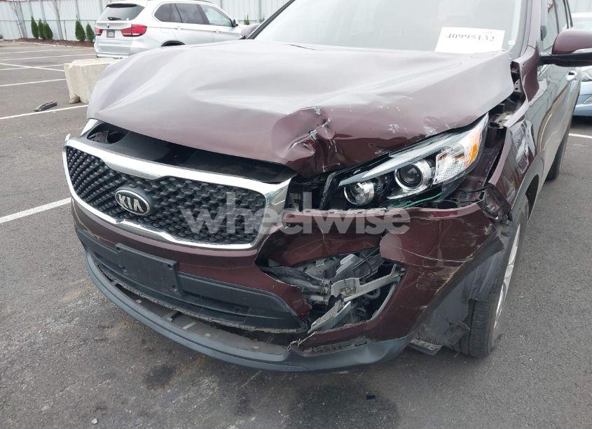 Photo 6 of 2018 Kia Sorento 2.4L LX (VIN 5XYPGDA37JG418786)