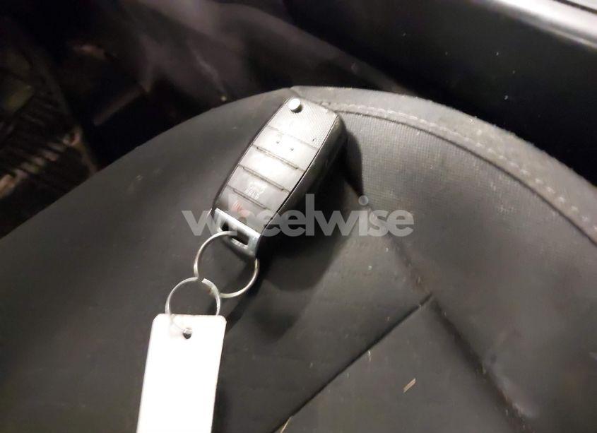 Photo 11 of 2019 Kia Sorento 2.4L LX (VIN 5XYPGDA37KG444936)