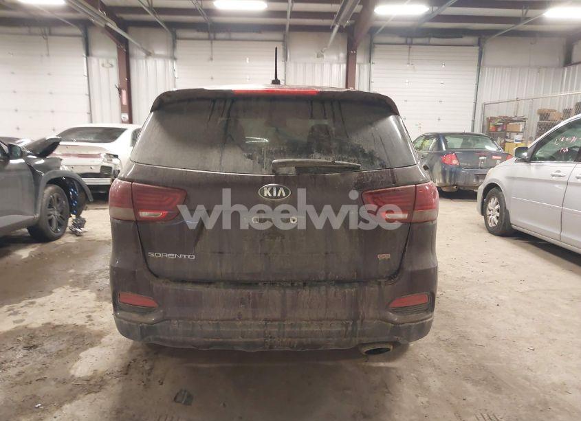 Photo 16 of 2019 Kia Sorento 2.4L LX (VIN 5XYPGDA37KG444936)