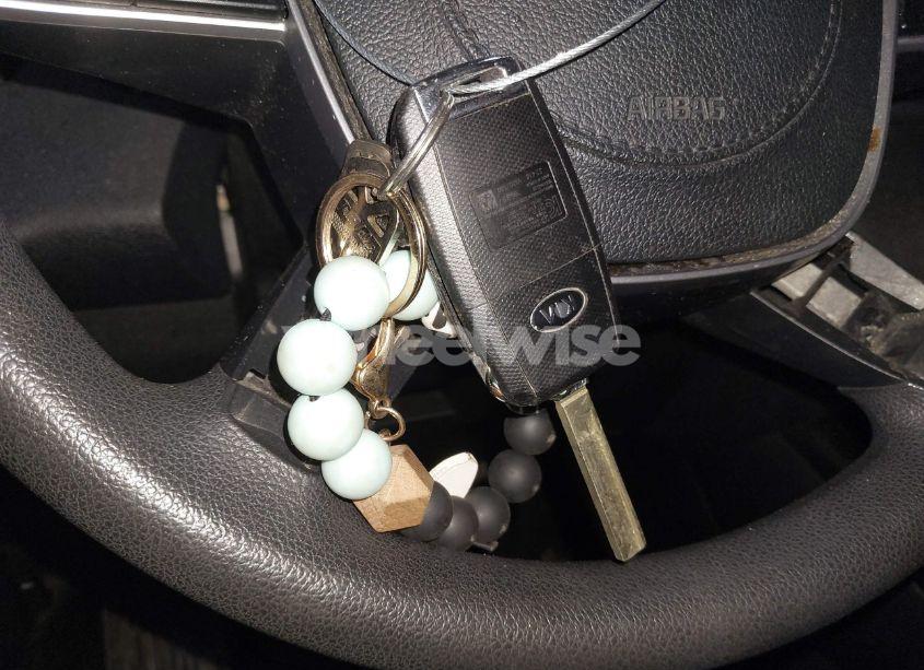 Photo 11 of 2019 Kia Sorento 2.4L LX (VIN 5XYPGDA37KG509638)