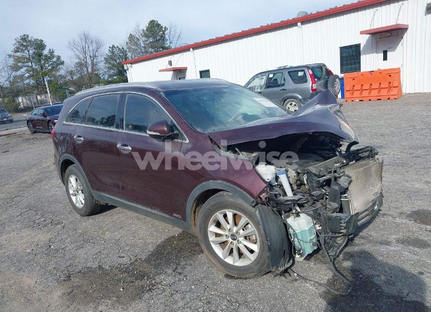 2019 Kia Sorento 2.4L LX (VIN 5XYPGDA37KG546852) main photo