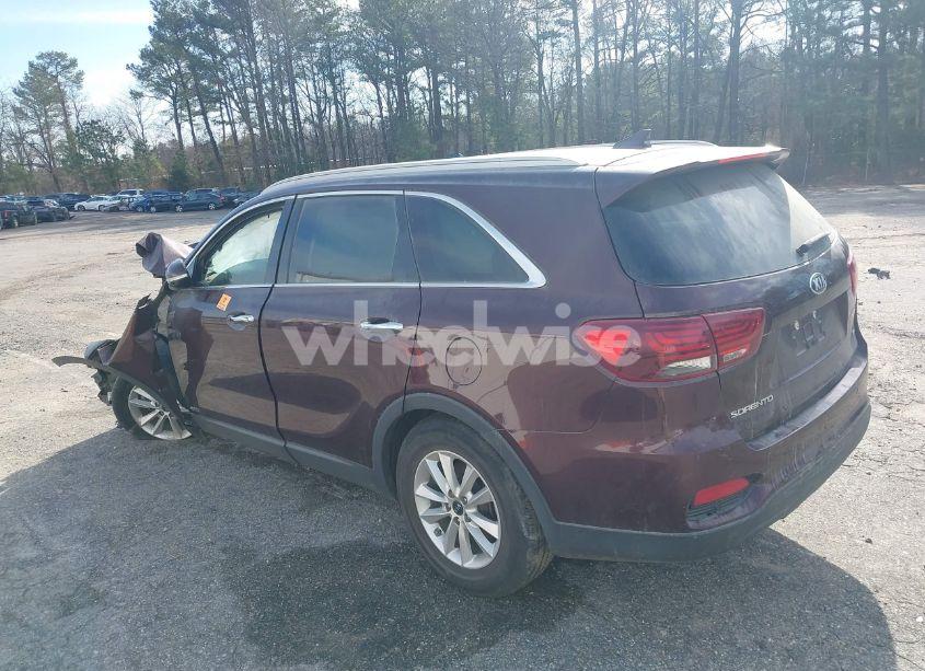 Photo 3 of 2019 Kia Sorento 2.4L LX (VIN 5XYPGDA37KG546852)