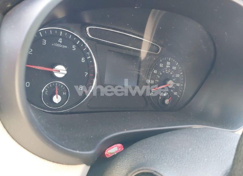 Photo 7 of 2019 Kia Sorento 2.4L LX (VIN 5XYPGDA37KG546852)