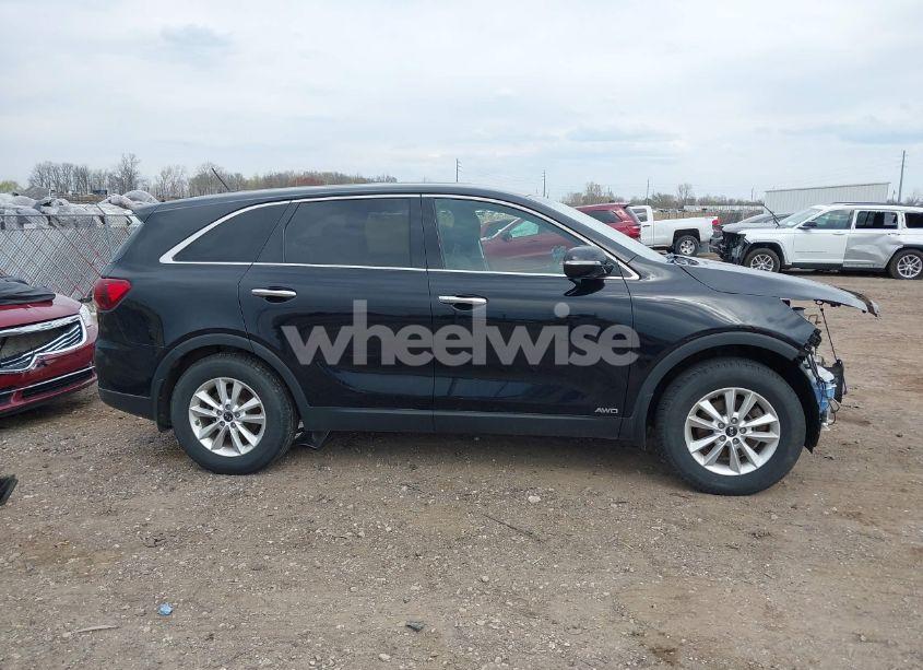 Photo 14 of 2019 Kia Sorento 2.4L LX (VIN 5XYPGDA37KG574957)