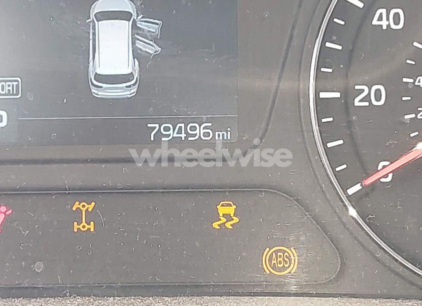 Photo 16 of 2019 Kia Sorento 2.4L LX (VIN 5XYPGDA37KG574957)