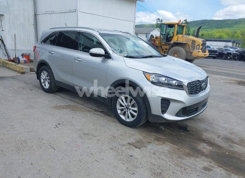 2020 Kia Sorento 2.4L LX (VIN 5XYPGDA37LG661694) main photo