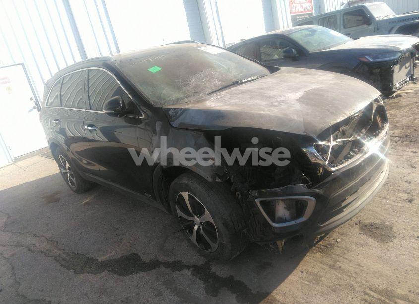 2016 Kia Sorento 2.4L LX (VIN 5XYPGDA38GG076211) main photo