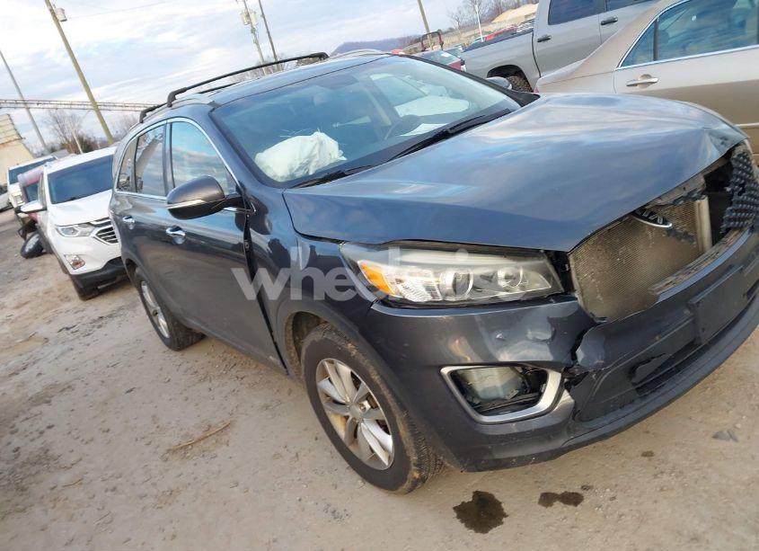 2016 Kia Sorento 2.4L LX (VIN 5XYPGDA38GG111877) main photo