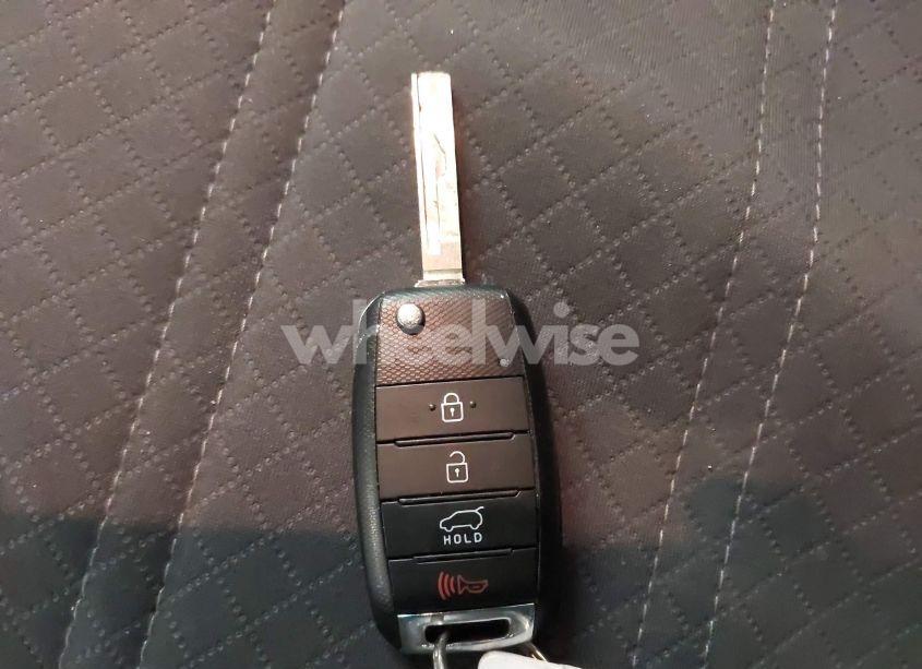 Photo 11 of 2017 Kia Sorento 2.4L LX (VIN 5XYPGDA38HG281058)