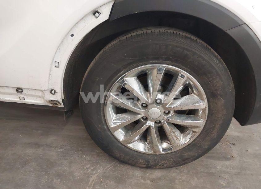 Photo 12 of 2017 Kia Sorento 2.4L LX (VIN 5XYPGDA38HG281058)