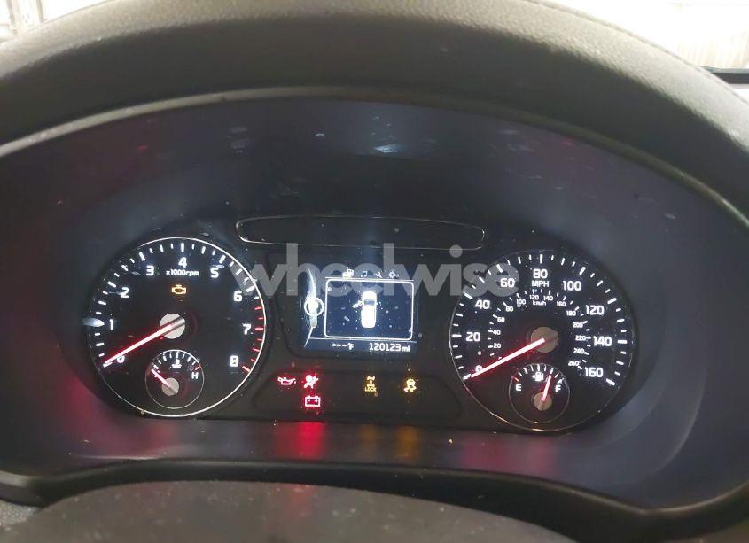 Photo 7 of 2017 Kia Sorento 2.4L LX (VIN 5XYPGDA38HG281058)