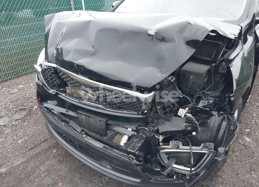 Photo 6 of 2017 Kia Sorento 2.4L LX (VIN 5XYPGDA38HG284140)