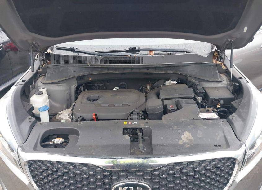 Photo 10 of 2017 Kia Sorento 2.4L LX (VIN 5XYPGDA38HG286308)