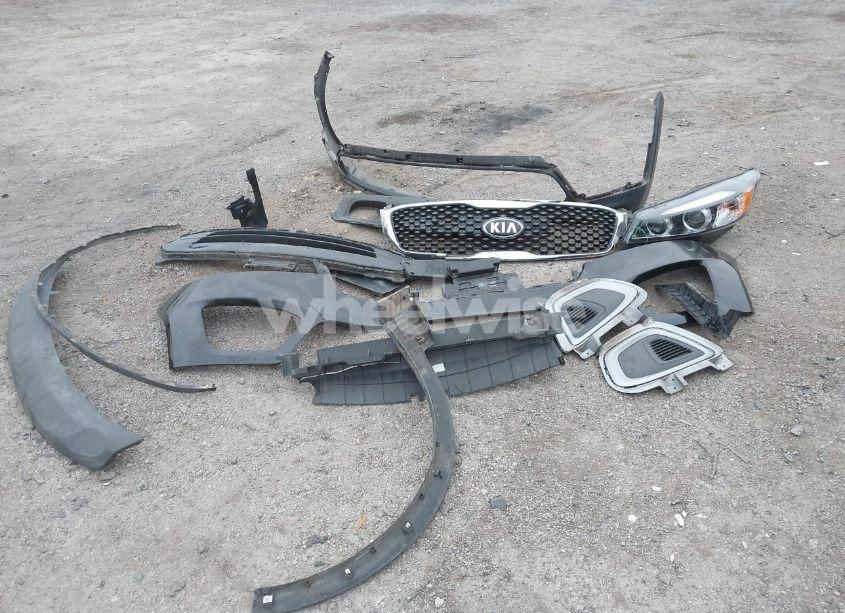 Photo 12 of 2018 Kia Sorento 2.4L LX (VIN 5XYPGDA38JG408980)