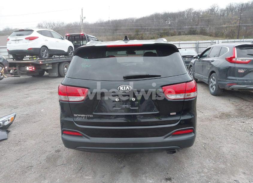 Photo 17 of 2018 Kia Sorento 2.4L LX (VIN 5XYPGDA38JG408980)