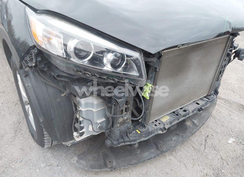 Photo 20 of 2018 Kia Sorento 2.4L LX (VIN 5XYPGDA38JG408980)