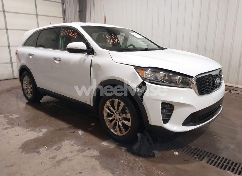 2019 Kia Sorento 2.4L LX (VIN 5XYPGDA38KG453404) main photo