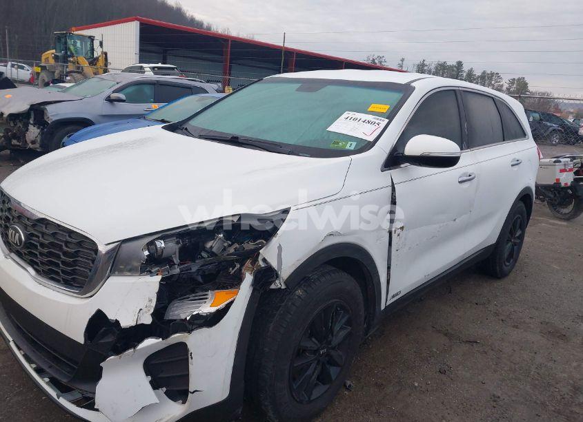 Photo 6 of 2019 Kia Sorento 2.4L LX (VIN 5XYPGDA38KG473362)