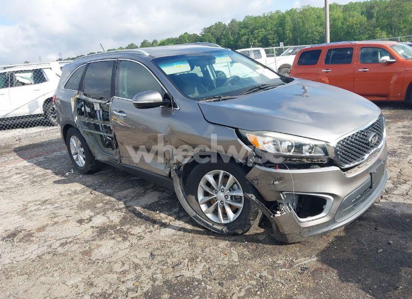 2016 Kia Sorento 2.4L LX (VIN 5XYPGDA39GG112455) main photo