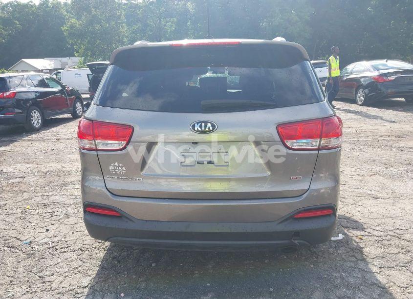 Photo 16 of 2016 Kia Sorento 2.4L LX (VIN 5XYPGDA39GG112455)