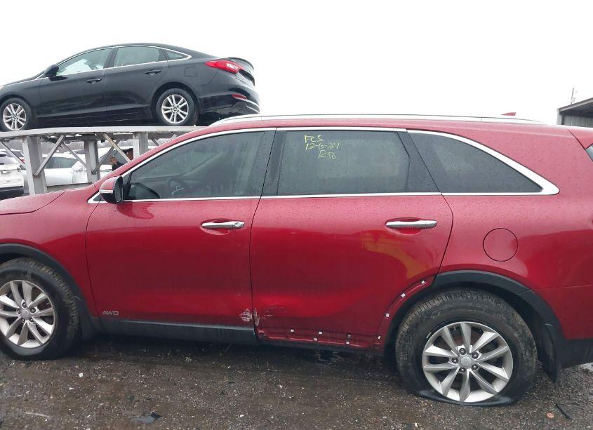 Photo 14 of 2016 Kia Sorento 2.4L LX (VIN 5XYPGDA39GG143706)