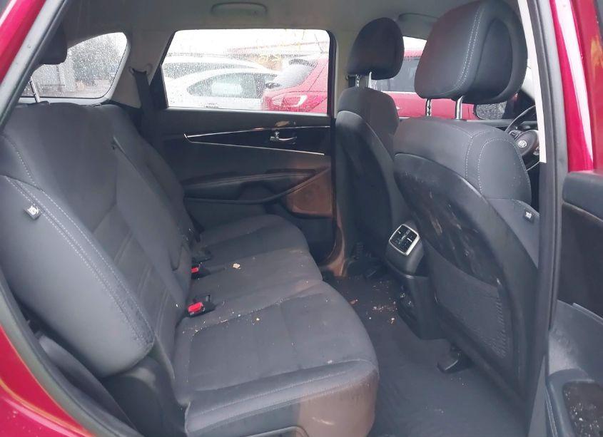 Photo 8 of 2016 Kia Sorento 2.4L LX (VIN 5XYPGDA39GG143706)