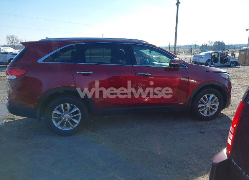 Photo 13 of 2017 Kia Sorento 2.4L LX (VIN 5XYPGDA39HG275334)