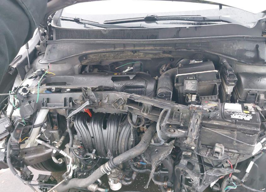 Photo 10 of 2017 Kia Sorento 2.4L LX (VIN 5XYPGDA39HG287760)