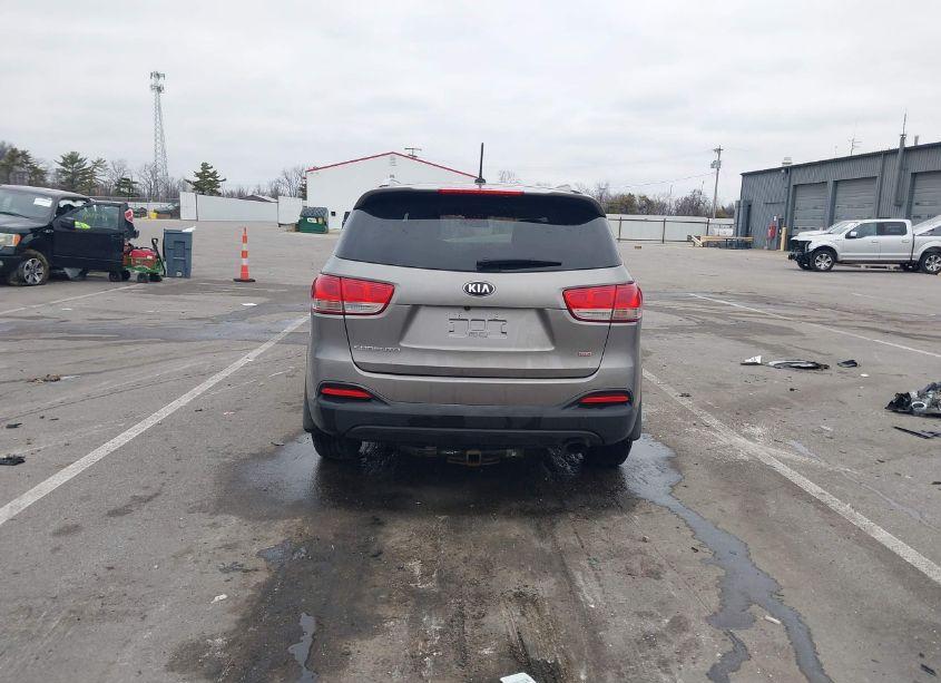 Photo 17 of 2017 Kia Sorento 2.4L LX (VIN 5XYPGDA39HG287760)